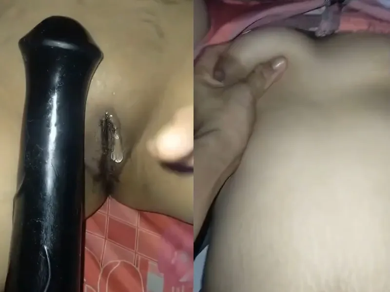 Gấu xinh tươi vú ngon bím múp móc lồn bằng sextoy cực sướng